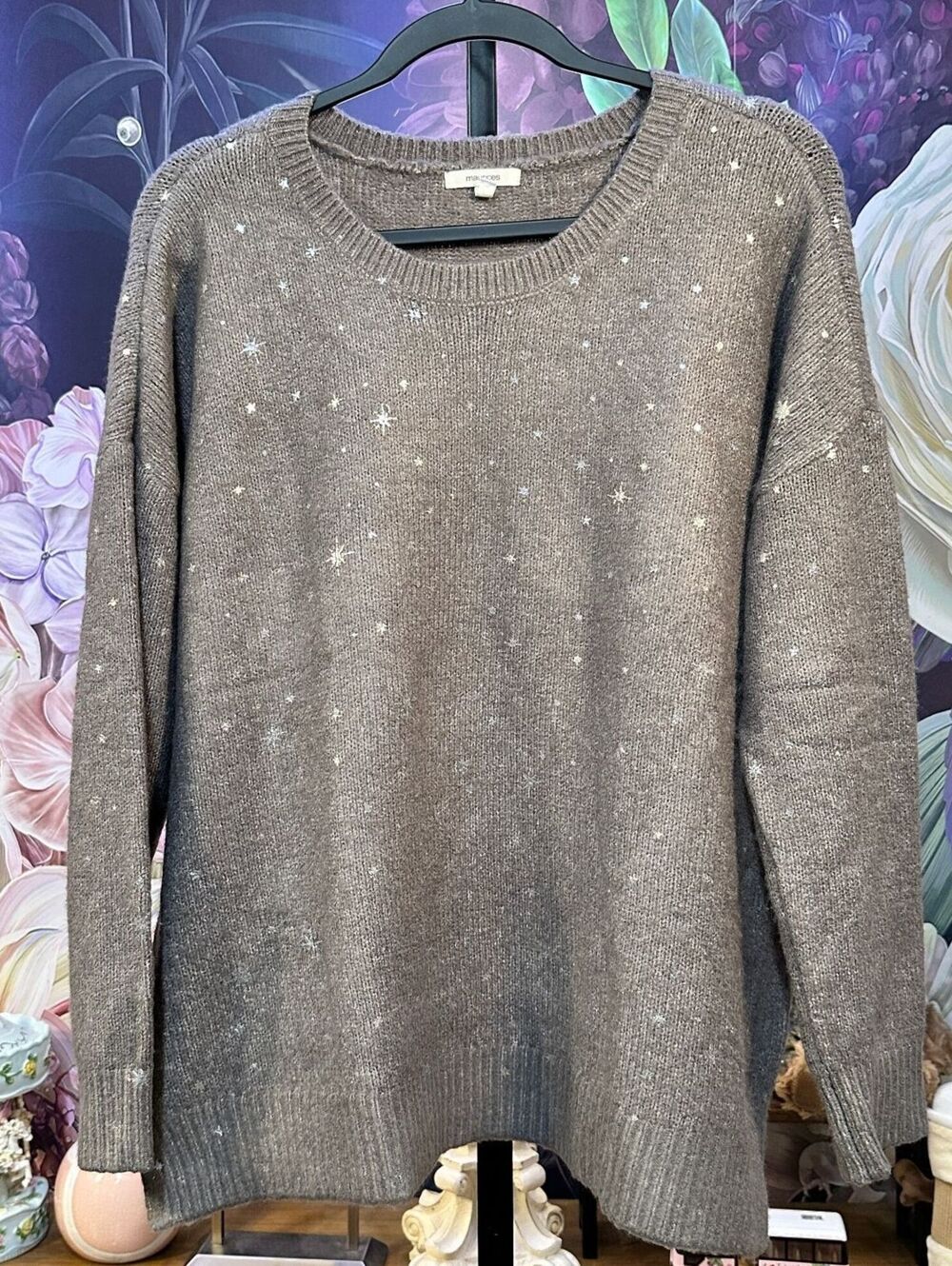 Maurices 1X Gray Star Embroidered Sweater Silver Crew Neck Ethereal Long Sleeve